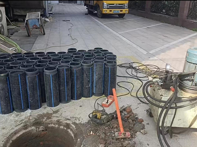 诸城PE置换管厂家 DN315置换管 非开挖管短管置换